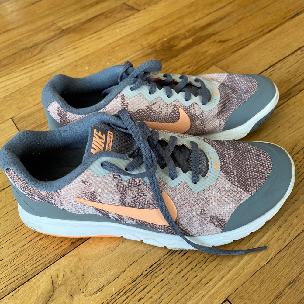Nike womens 6.5